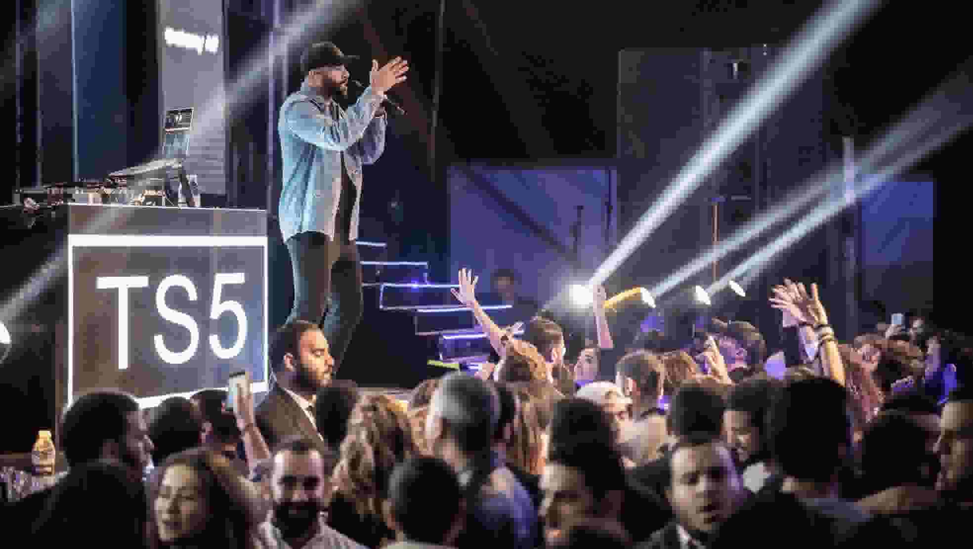 Galaxy A7 Event ft. Craig David